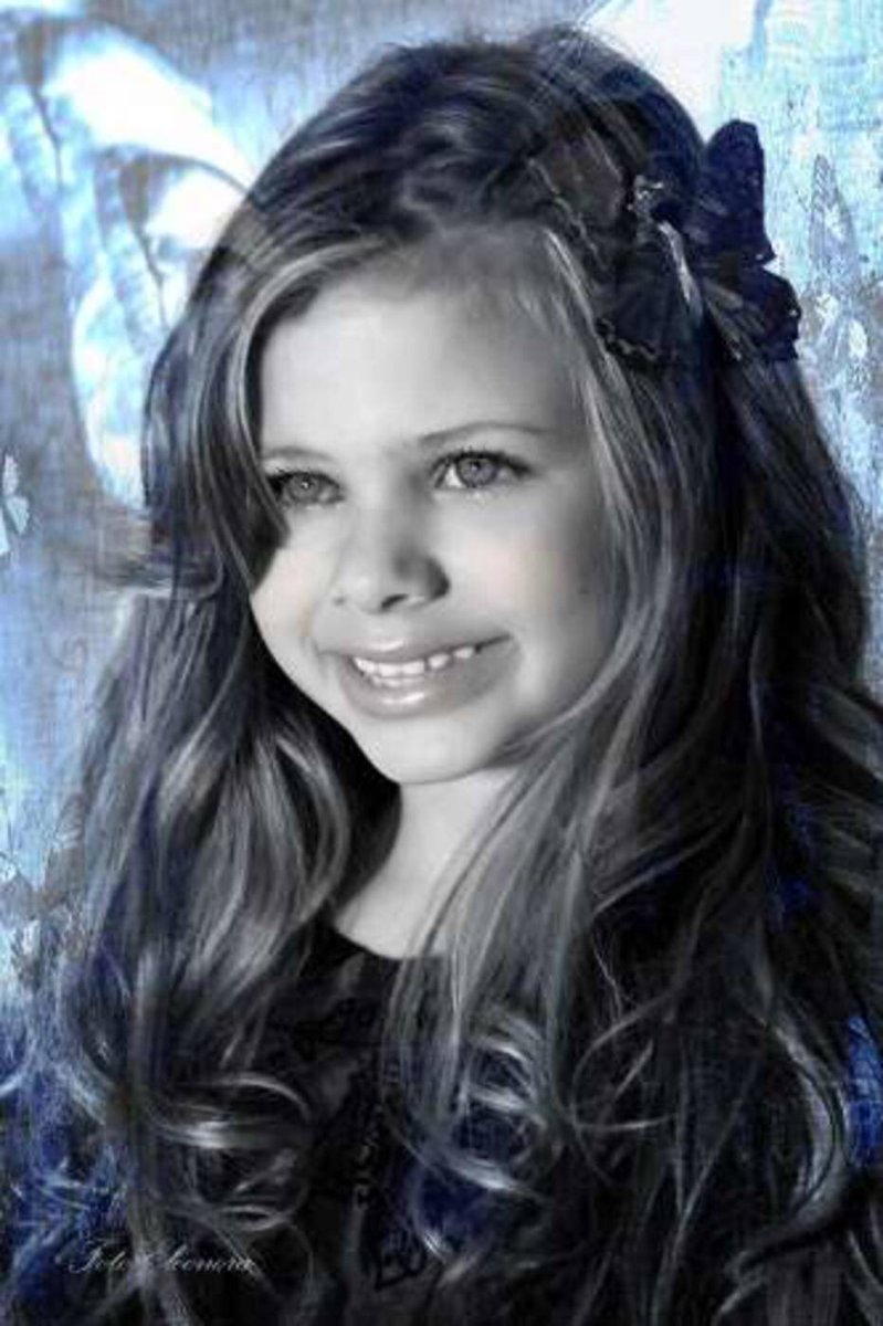 Valentina (@valentinaoffc) on Twitter photo 