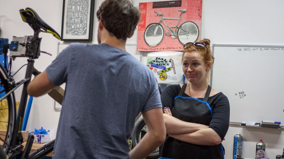 bikeradar's tweet photo. Things you should never say to a woman working in a bike shop | https://t.co/YObNpGVenn https://t.co/mmEHEaDXzj