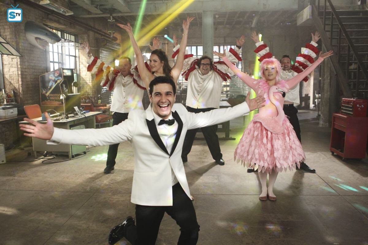 ScorpionBrazil_'s tweet photo. 📷 Fotos promocionais do episódio 4.01 - Extinction #TeamScorpion https://t.co/iffWZQ8tFy