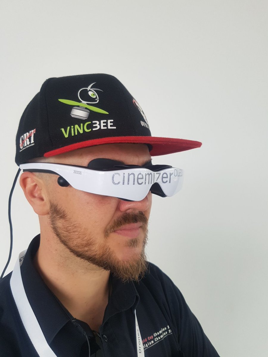 cinemizerOLED's tweet photo. When @VincbeeF discovers the Whaou Effect at @EPFL_en : our #CinemizerOLED makes the difference #OLED #EmotionMatters #droneDays2017 #FPV https://t.co/jvApyXql70