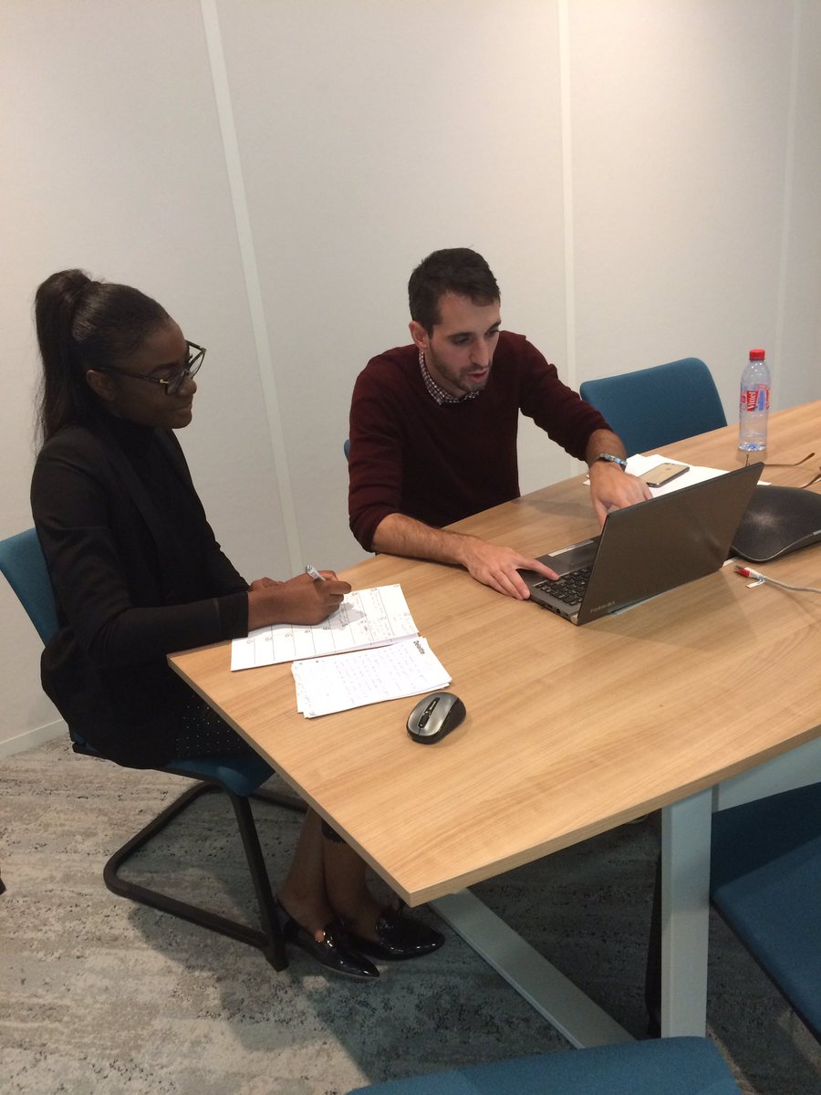 1er test du prototype développé par les étudiants pour <a href="/SG_Assurances/">Société Générale Assurances</a>. Merci de votre implication ! #PimpMyApp #Innovation <a href="/Deloitte/">Deloitte</a>