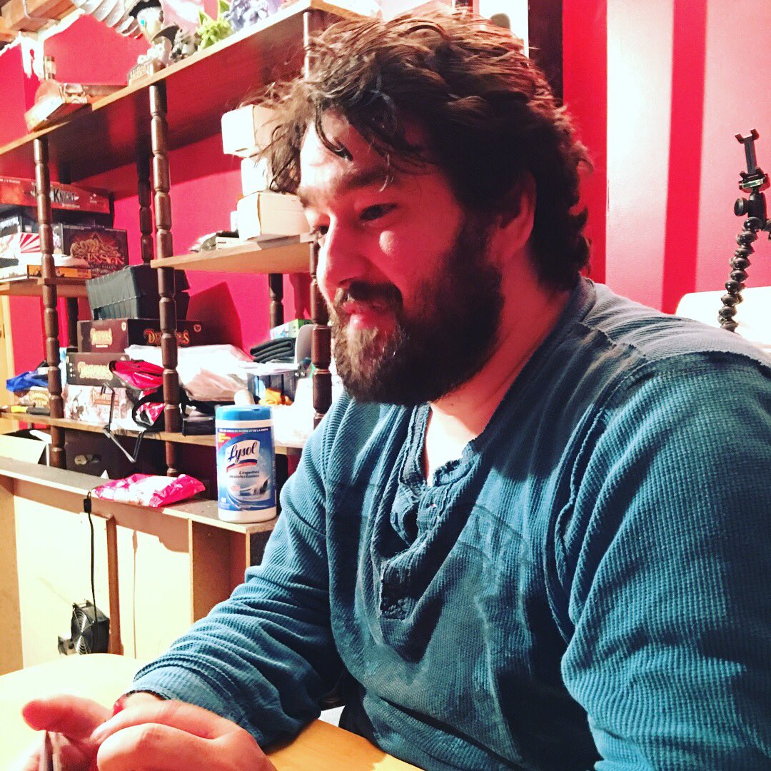 wots_qc's tweet image. TGIF #BGG, We tried out #ExplodingKittens last night. We are in love with this game 🤓 #2017BoardgameChallenge