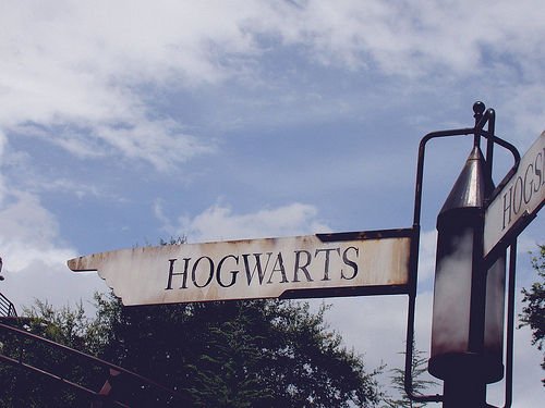Vuelta a Hogwarts con <a href="/GlasseBurke/">Gʟᴀssᴇ Bᴜʀᴋᴇ ᴿᴾ</a> 
#Hogwartssite