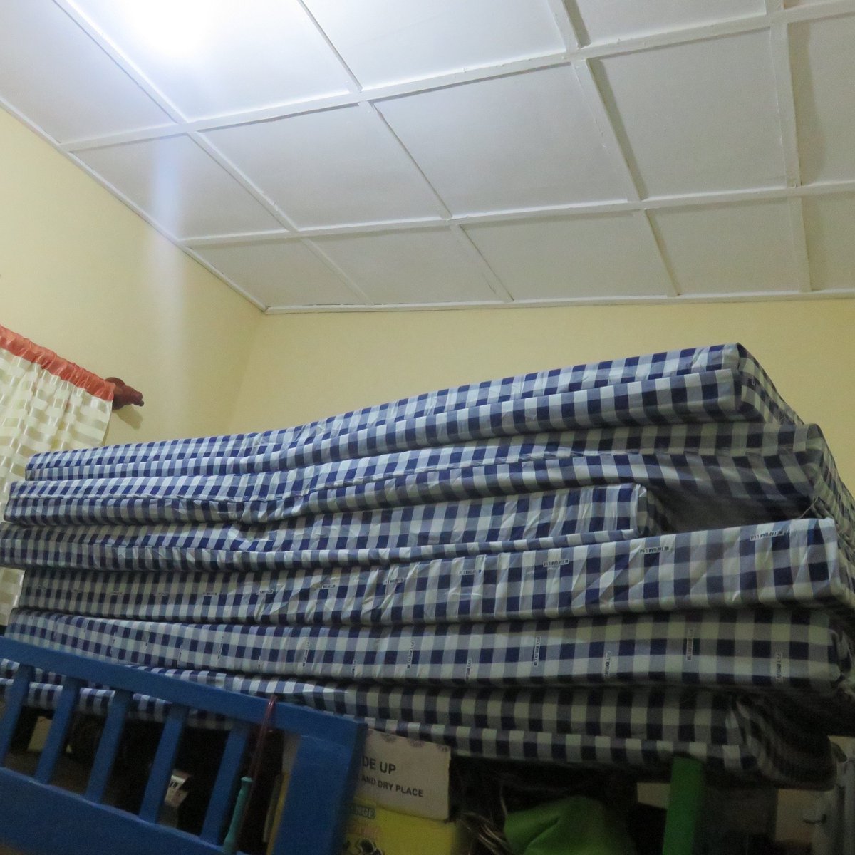 GSF_RC's tweet image. #gasoresergefoundation really thank  #Metaform and #Jordanfoundation for their gift  of #6 #Mattress #God bless them