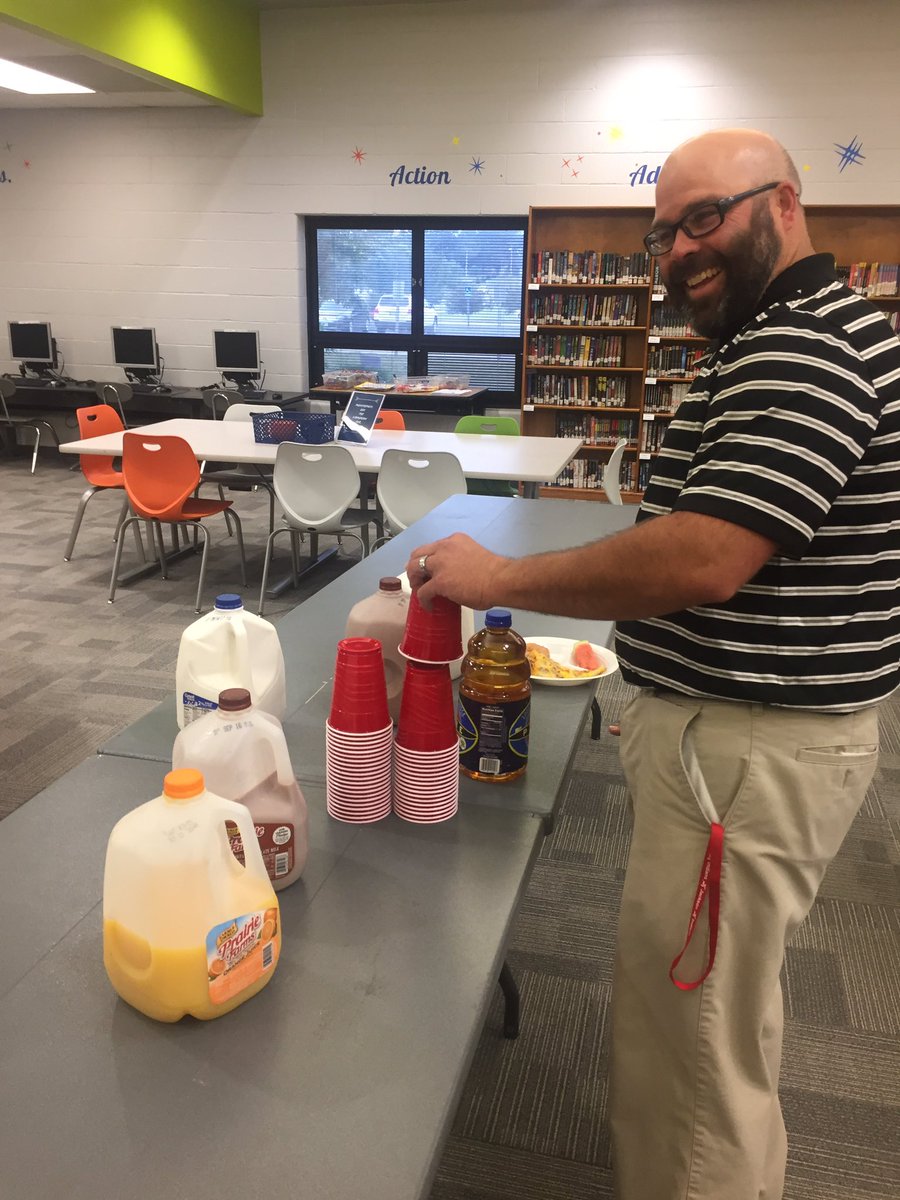 Jackson_FCA's tweet photo. FCA Coaches Appreciation Breakfast this morning. https://t.co/kqINswOjhF