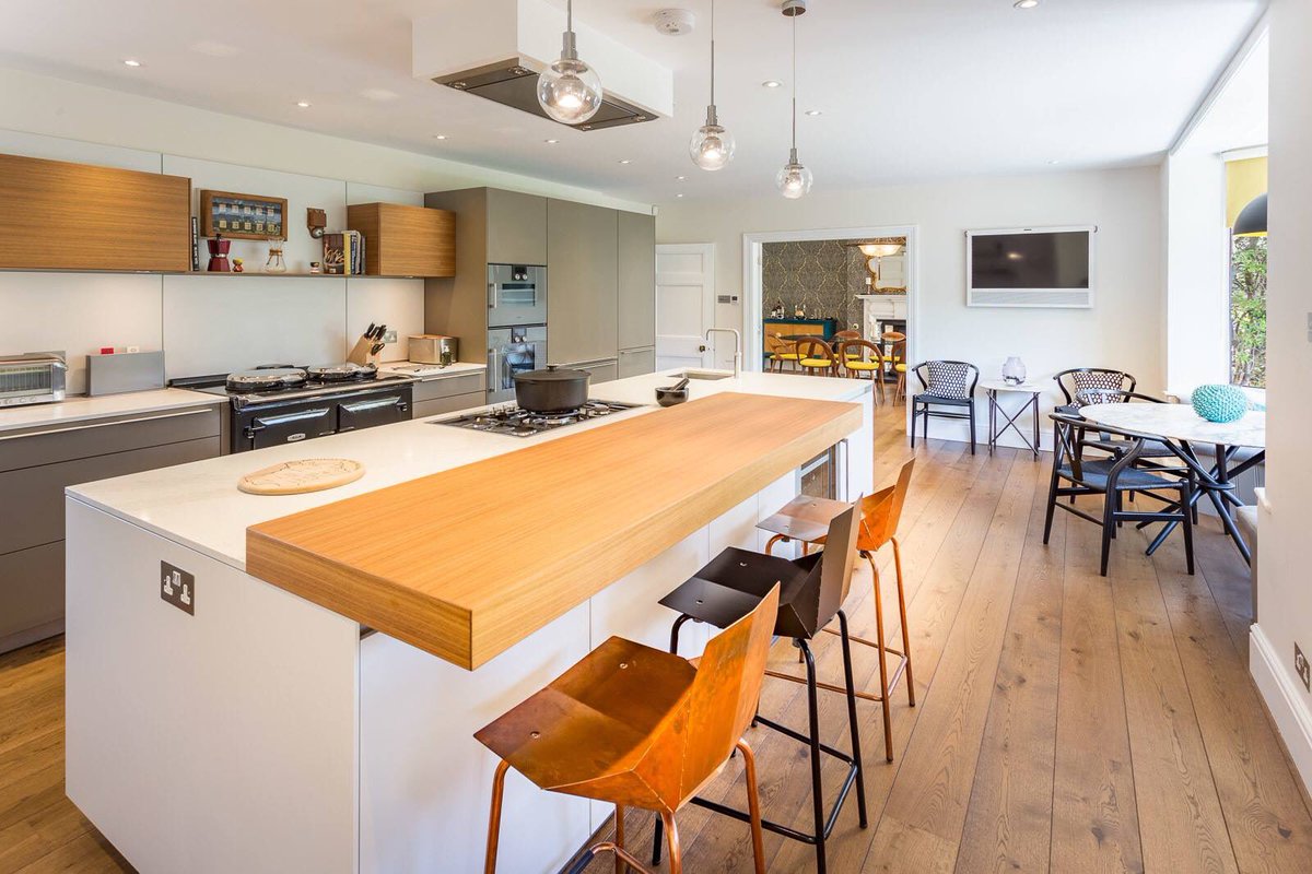 Lightfall_Photo's tweet photo. We really enjoy photographing the kitchens. #hubofthehouse #kitchens #interiors #photography https://t.co/ynJO4DcSey