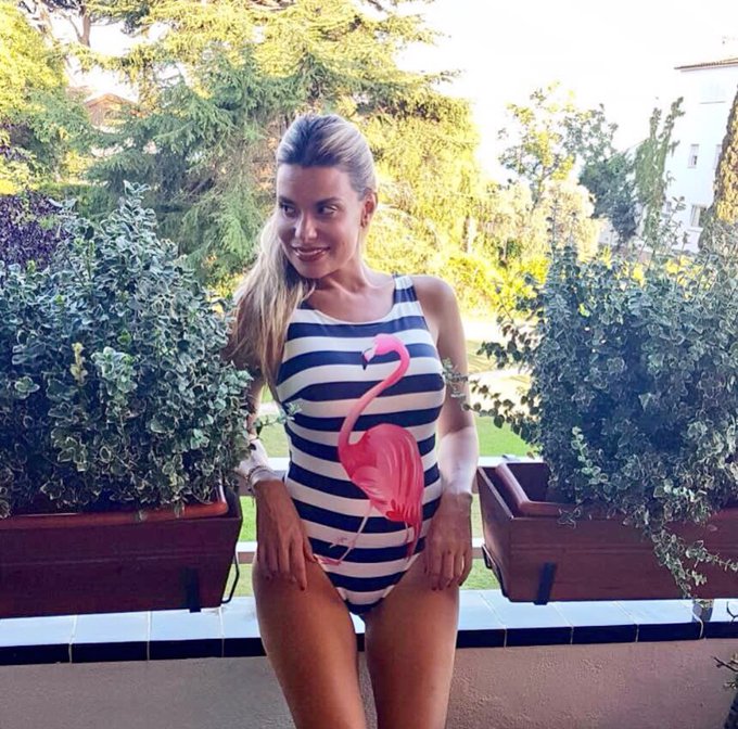 Septiembre ser&aacute; conocido por la vuelta al cole, pero hay que disfrutarlo cada d&iacute;a!! Feliz viernes bonit@s<a href="/tag/semanasanta"class="tags"><span>#semanasanta</span></a><a href="/tag/domingoderesurecci%C3%B3n"class="tags"><span>#domingoderesurecci&oacute;n</span></a>