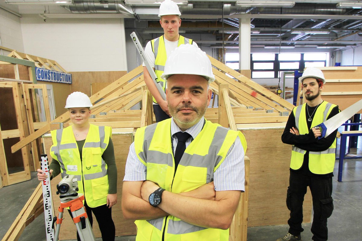 hartlepoolfe's tweet photo. #WeHaveJobs a plenty in Construction &amp; Building Studies - check out all the latest #Apprenticeships on offer here >> https://t.co/GgKtarby9c https://t.co/cA3u4Wc7SA