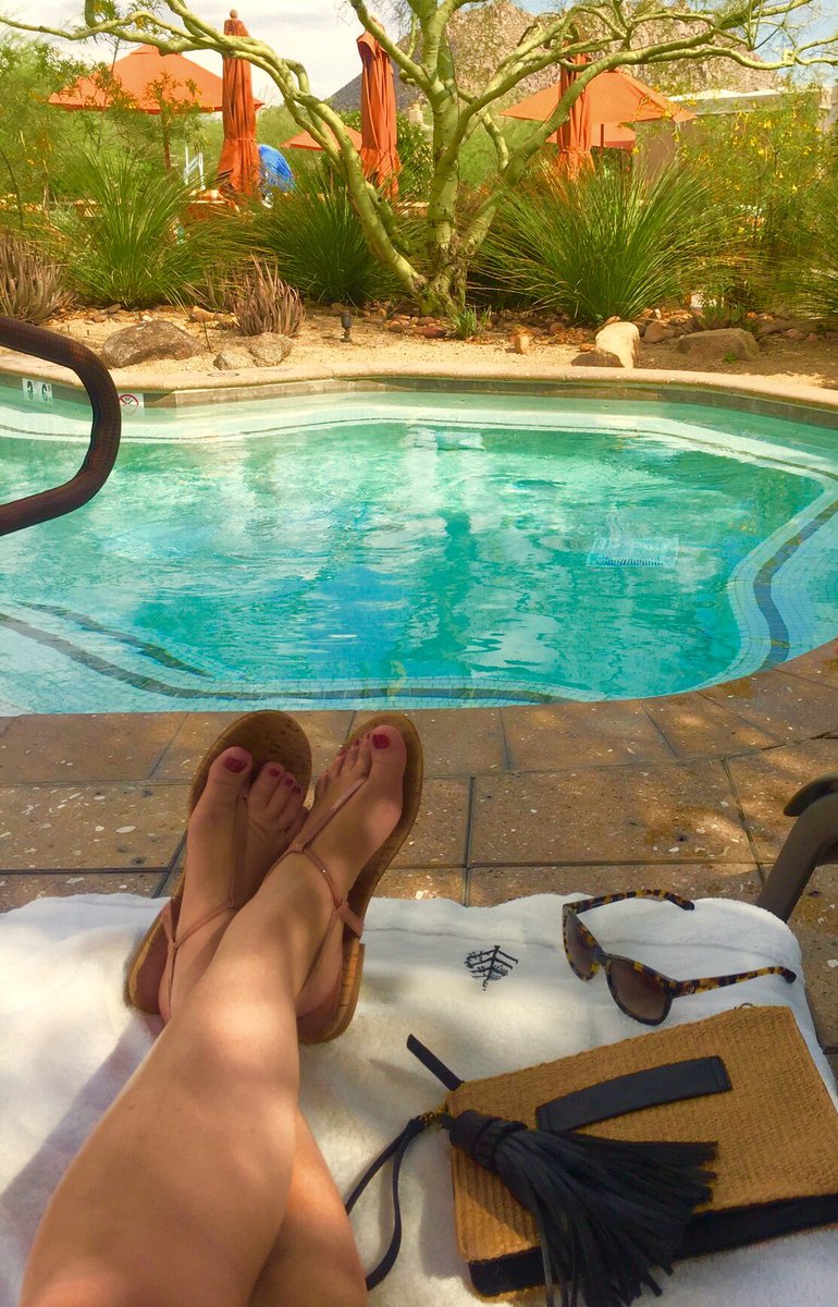 SueWhiteCally's tweet photo. My happy place ❤️😎⛱🌄Take me back please! @FSScottsdale #RedefineSummer https://t.co/cZpNg5ikEL