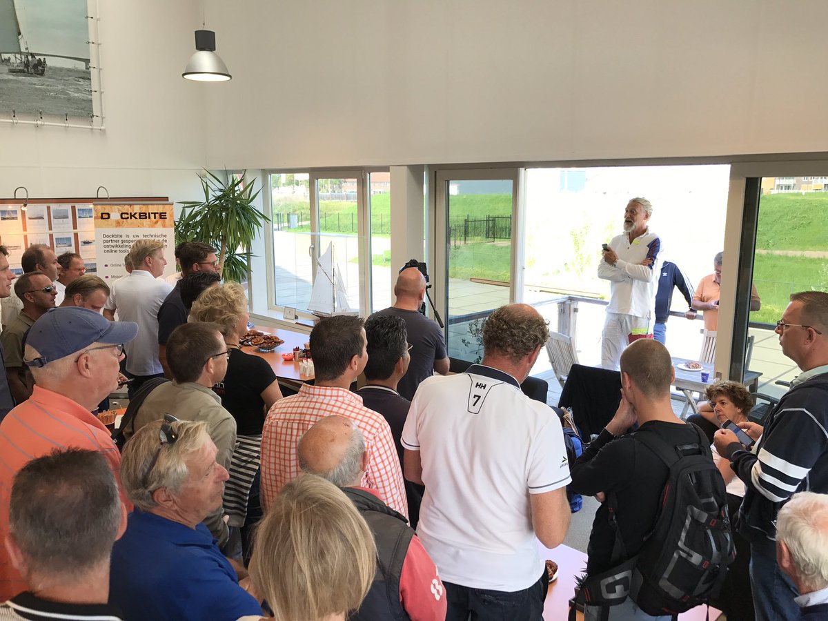 VdHAssurantien's tweet photo. Palaver Flevumregatta van Frank Schouten en Michael Juten. #Flevum https://t.co/q5sEkEVU3G