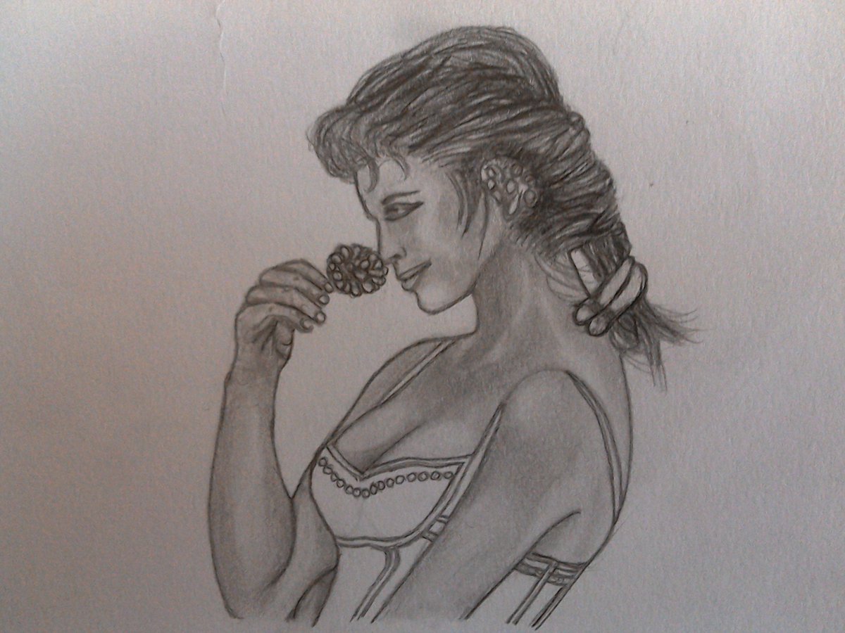 Papel y lápiz......😗😙😘