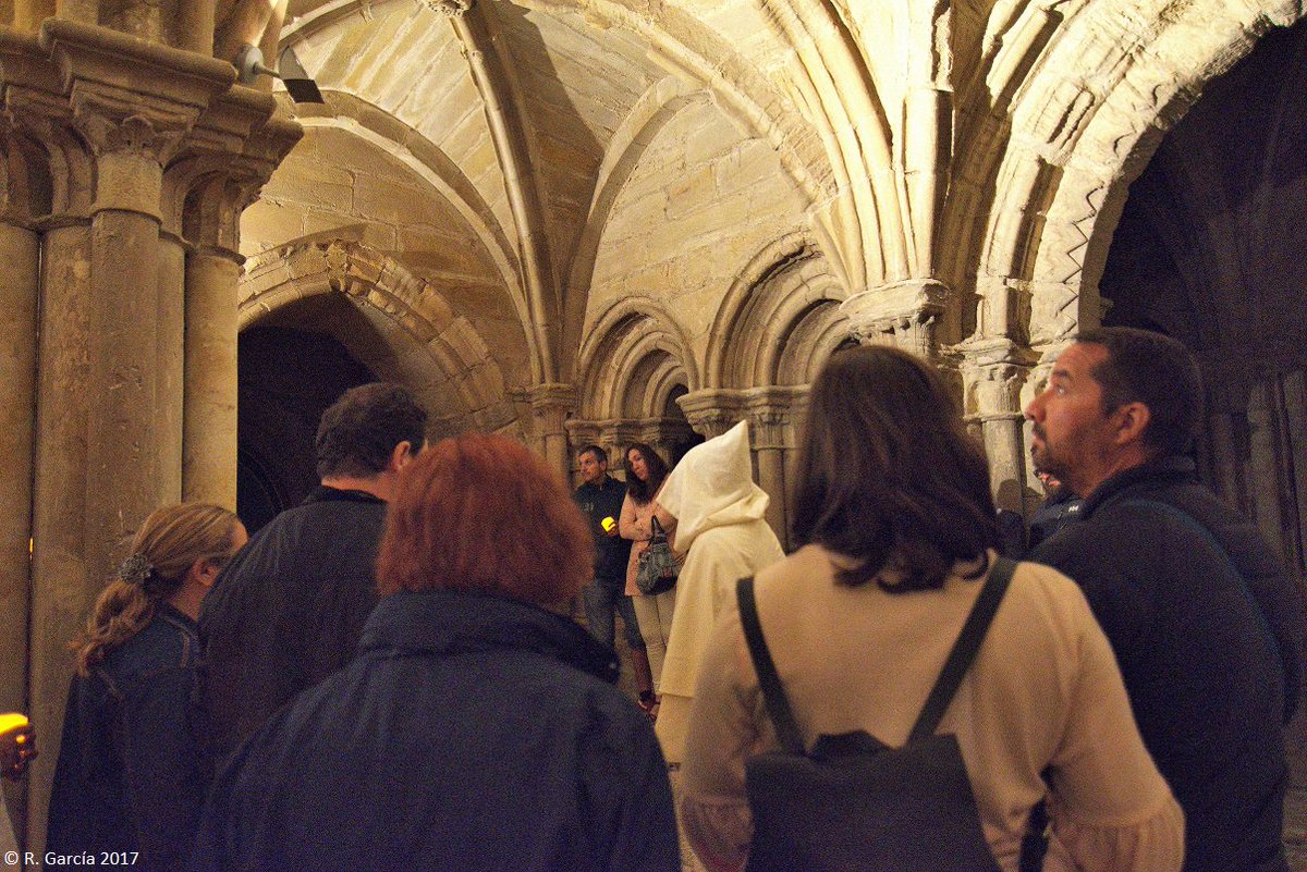 El fantasma del Monasterio caído!!! <a href="/FundacionSMLRPH/">Fundación Santa María la Real</a> <a href="/CulturViajes/">CulturViajes</a> <a href="/LaHuellaRomnica/">La Huella Románica</a> <a href="/cesardvalle/">Cesar del Valle</a>
