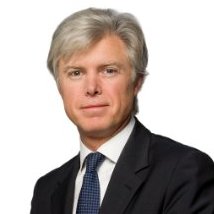 CentraleLyon's tweet photo. Cette année, la conf inaugurale de rentrée sera proposée par Arnaud Breuillac (ECL82), DG Exploration-Production chez @Total ! #ConfInaug https://t.co/6QpcMJyIA4