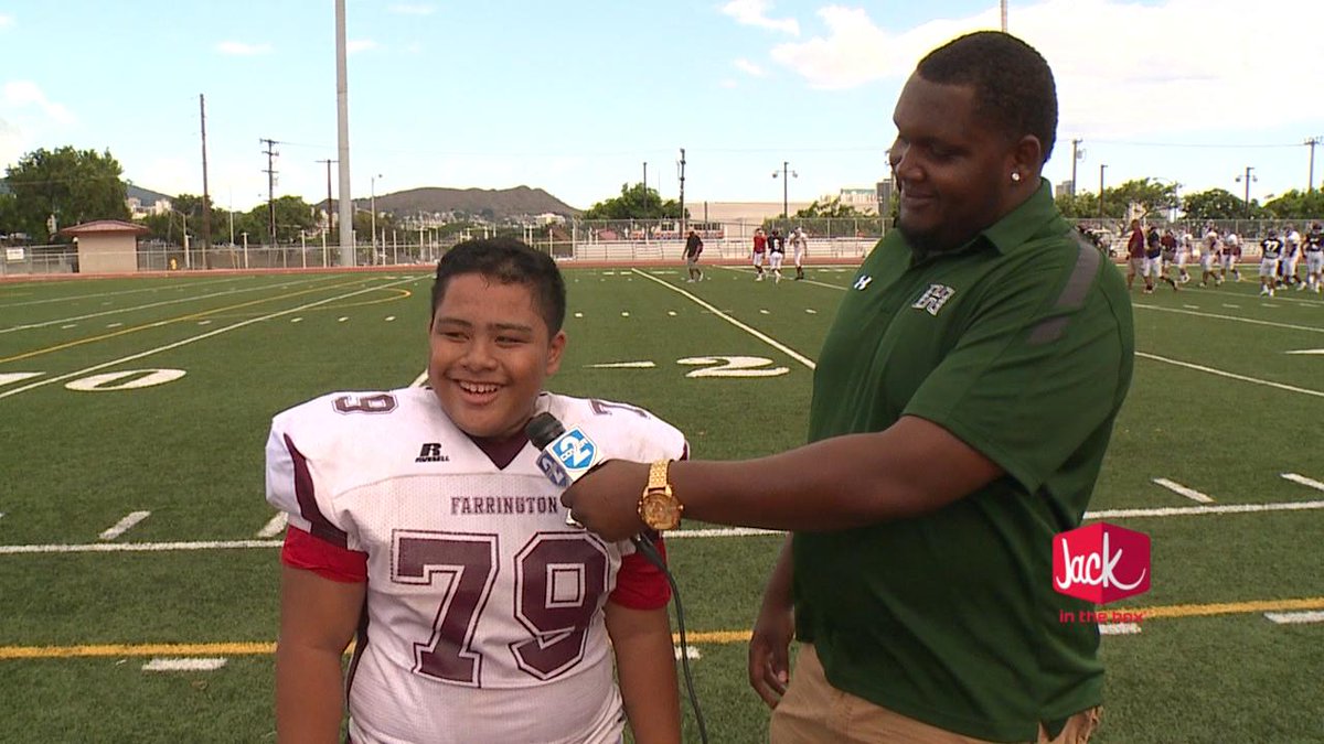 #Cover2's <a href="/arejayhollis/">RJ Hollis</a> #PopQuiz: #Farrington High School khon2.com/2017/08/31/pop… via <a href="/khonnews/">KHON2 News</a>