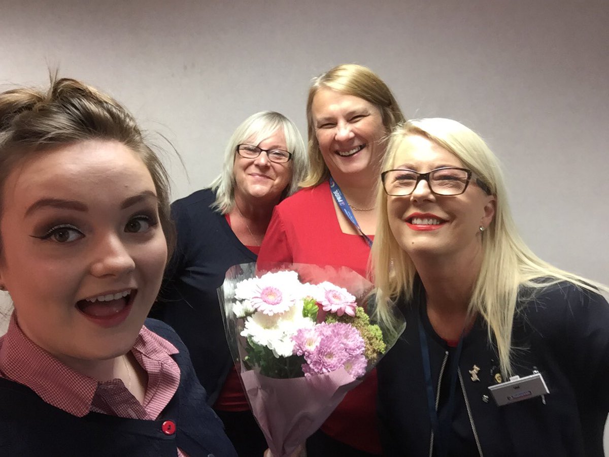 rhodes_val's tweet photo. Our wonderful BM @1_joanne last day 😥 good luck in your new job make sure you come back xx @EllieMae_Cowell @RyanWal09215560 @Danny_Plumbe https://t.co/vhle7eEnnj