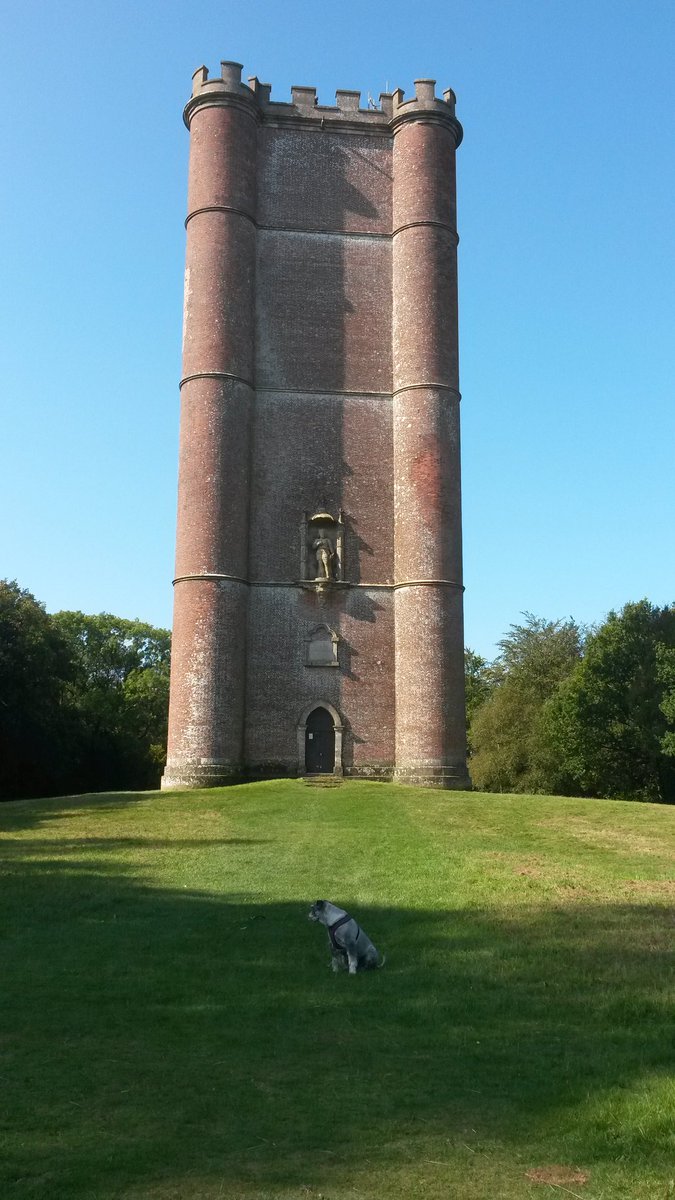MarkofClubs's tweet photo. @KatyBassoon @Abbey_104 @terry_bennett16 @sjlush60 Spent most of my youth referring to this as "King Arthur's Tower" XD
#sorryAlfred https://t.co/YVWxDnnZb7