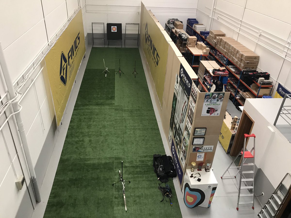 Día de ajuste para encontrar el mejor funcionamiento del arco para ir acostumbrándome de cara al mundial en el centro de <a href="/FivicsEsp/">Fivics España</a>