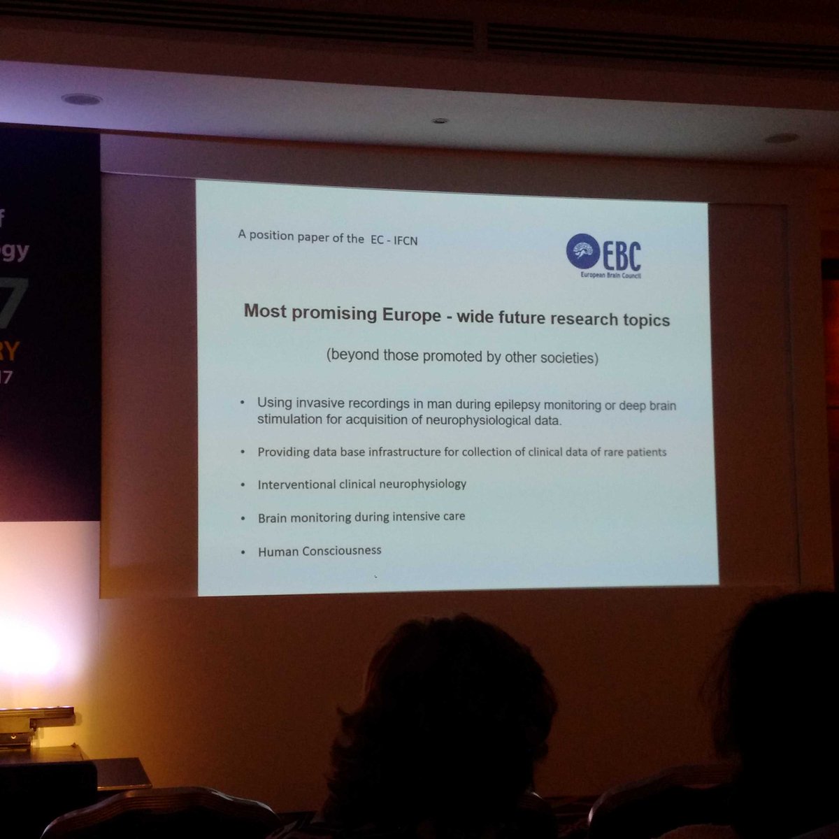 Michel van Putten tweet media