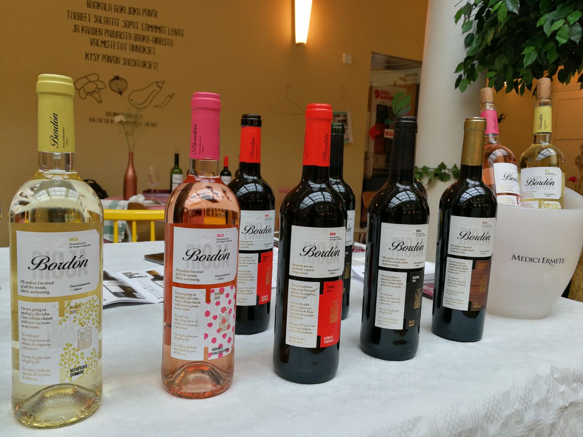 Martins_Wine's tweet photo. La Familia siempre será la Familia. 
@RiojaBordon in #Helsinki
#Bordonising #Finland https://t.co/Fyohilxryu
