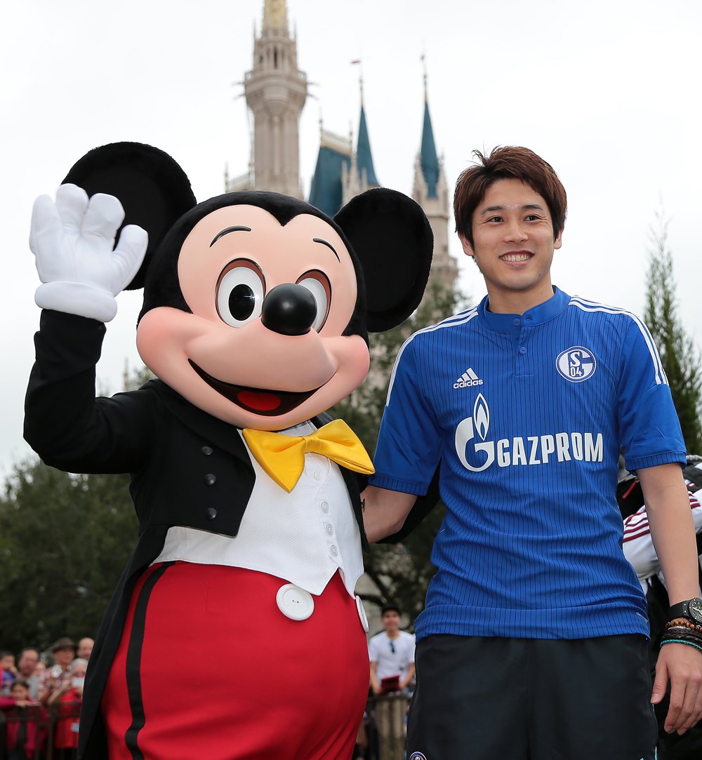 シャルケ04から愛された内田篤人選手 在籍7年間振り返りまとめ S04 Togetter シャルケ04から愛された内田篤人選手 在籍7年間振り返りまとめ S04 Togetter