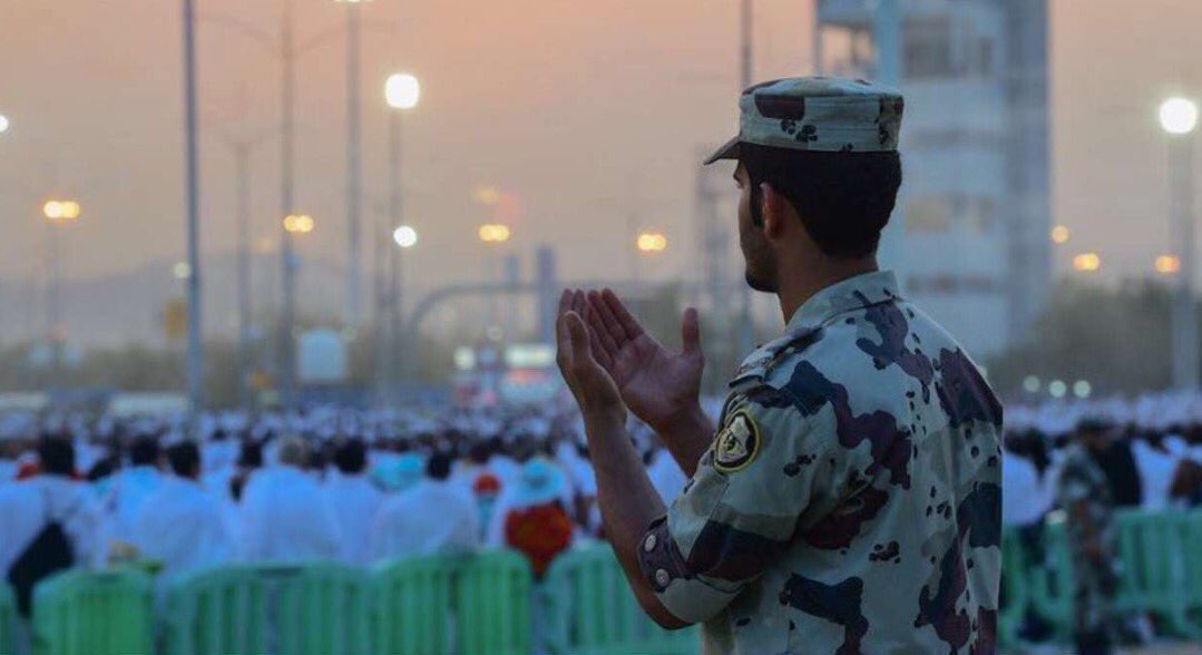 Smo803's tweet photo. كل عام و[ الوطن ] يسمُو
كل عام و خادم الحرمين وولي عهده بـ خير
كل عام وجنودنا البواسل [ أسود التوحيد ] بـ نصر وتمكين
 #كل_عام_وانتم_ابطالنا https://t.co/keR2O8UkoG