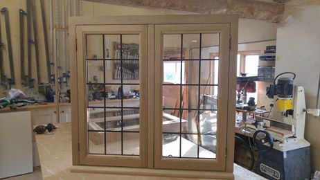 Oaktreecm's tweet photo. European oak windows. Leaded double glazed units. for more info https://t.co/2kzJDB4LiI    #oakwindows #leadedoakwindows https://t.co/o3HMke9Ufn