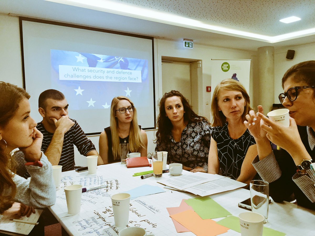 JEF_de's tweet photo. What security and defence challenges does South America face? @FES_EU helps us answering this big question 🌎 #IBS17 https://t.co/hpVN313clt