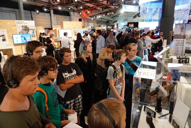 IFA_Berlin's tweet image. Opening day in full swing. Stay tuned for more updates from @IFA_Berlin #IFA17