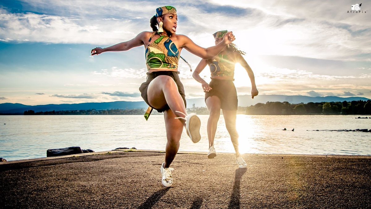 RENISS_'s tweet image. [Remix Alert] DJ @mathematic3000 nous revient avec un remix de son single remixé par DJ #Scientifik  disponible sur newbellmusic.com