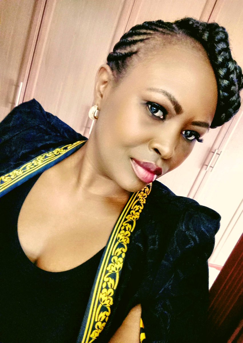 CarolineMutoko's tweet photo. Back to the ballot
Closure is needed.Democracy matters. Kenya pulls a first 👊🏾
#OffTolunch
#BackToWork
#SeptemberTargetsMustBeMet🤤😓 https://t.co/YbFJympJCR