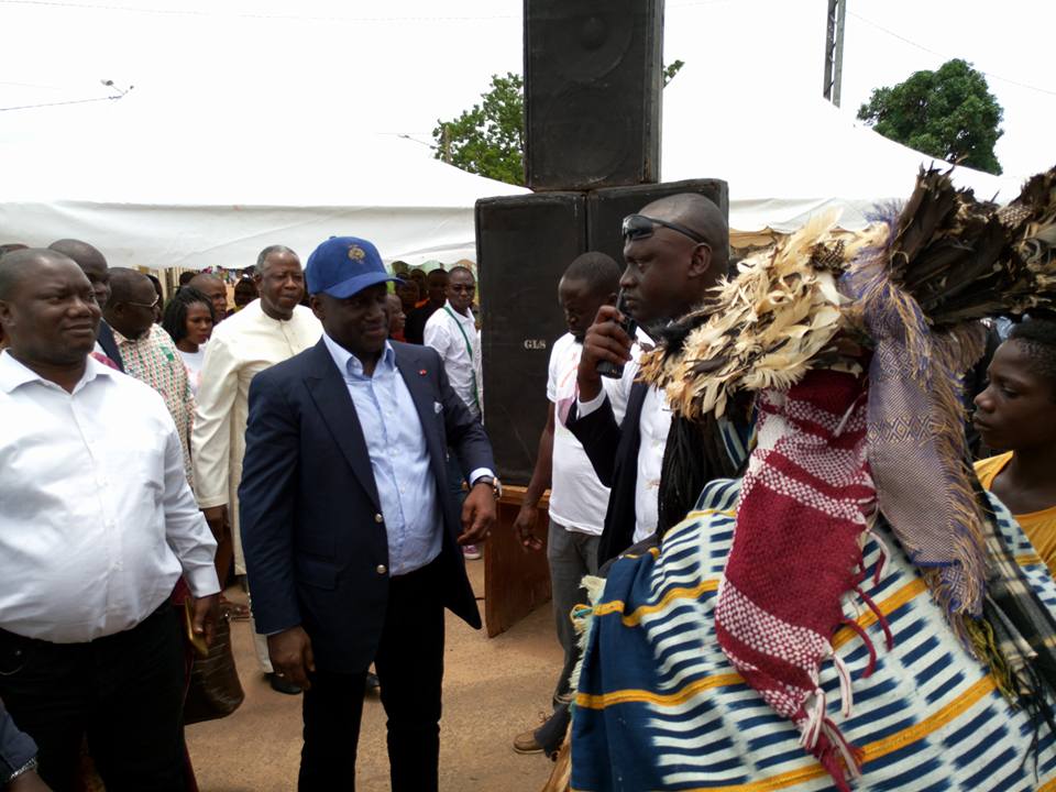 Adama Bictogo (@adamabictogo1) on Twitter photo Le Gueumon se mobilise pour ce congrès historique réunira tous les fils du RDR. A Duekoué avec mon cher aîné, le ministre Adams Tounkara. Le Gueumon se mobilise pour ce congrès historique réunira tous les fils du RDR. A Duekoué avec mon cher aîné, le ministre Adams Tounkara.