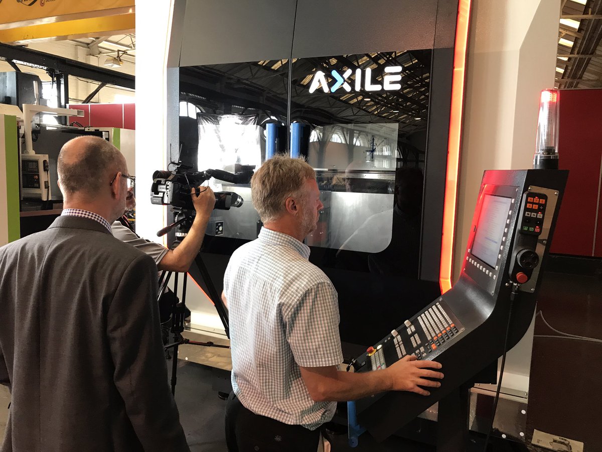 mtdcnc's tweet photo. New #axile #5axis now in stock @WardCNC https://t.co/IfSawsvbFX
