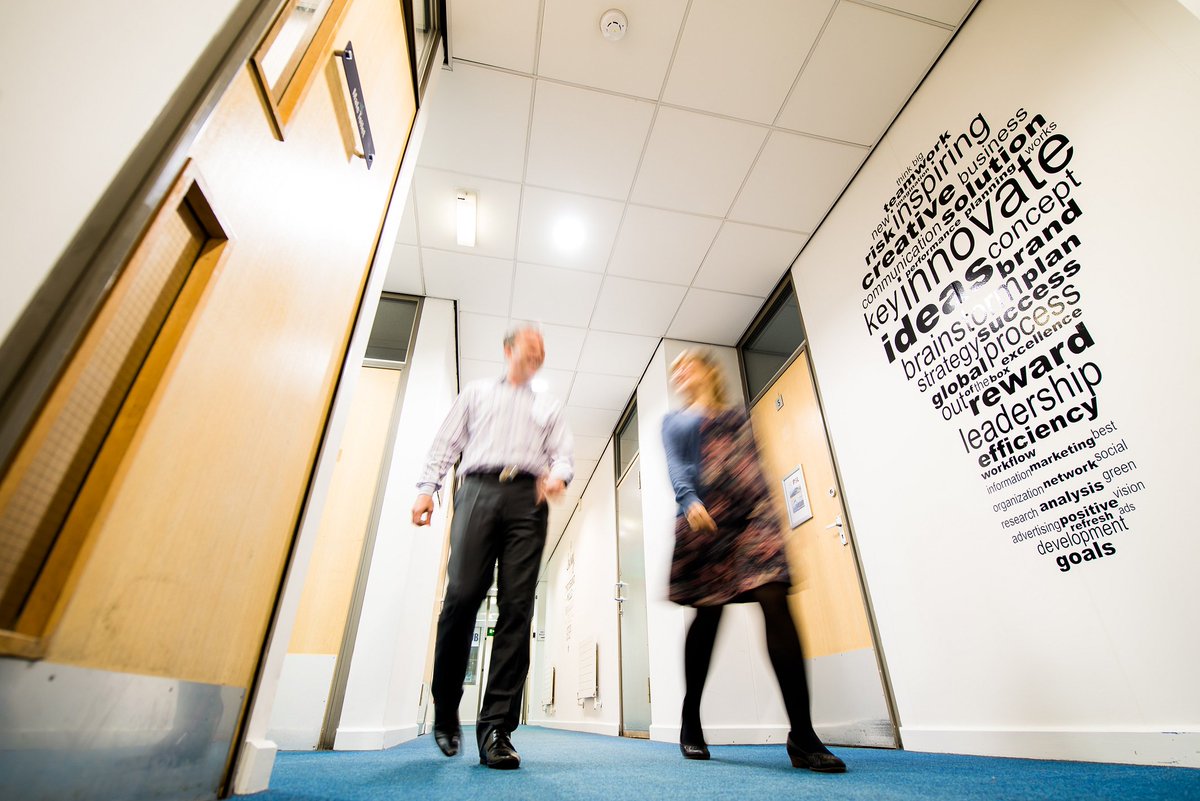 wythenshawe_chg's tweet photo. The #Employment &amp; Enterprise team loves working w people who’d like to move into employment or start a #business  0161 946 1056 #Wythenshawe https://t.co/rNjxUClihs