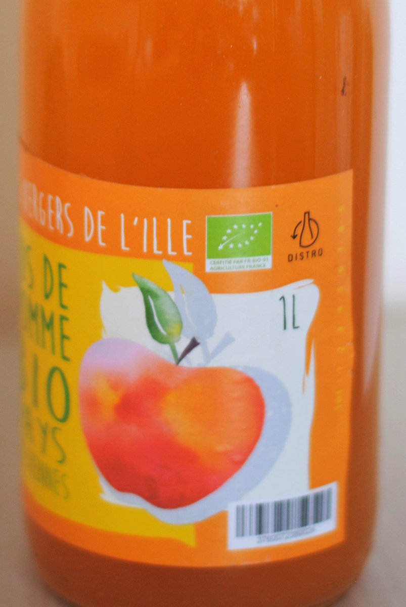 Distro arrive... Un bon jus de pomme acheté en magasin... Plein de vitamines pour la rentrée, et sans déchet ! Mais chut... bientôt...