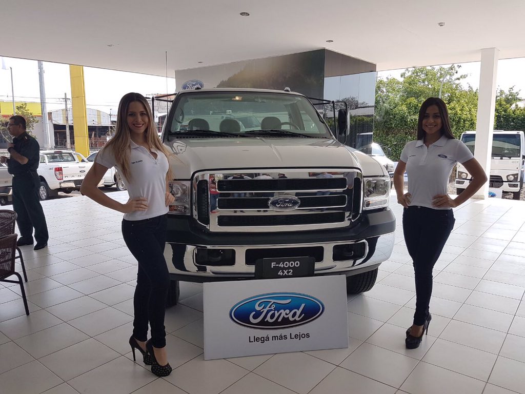 fordparaguay_'s tweet image. Presentación de Camiones Ford #RazaFuerte #robustez #Ford