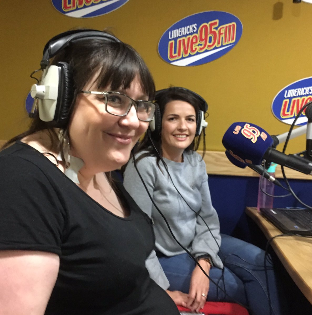 patrickod9's tweet photo. @LimerickToday @UL_GEMS @AnaLiffey Thanks for having us on @LimerickToday to highlight #OverdoseAware2017 , next up is the lunchtime #EndOverdose meeting @HealthHubLmk !! https://t.co/7wfcqJy4Zl