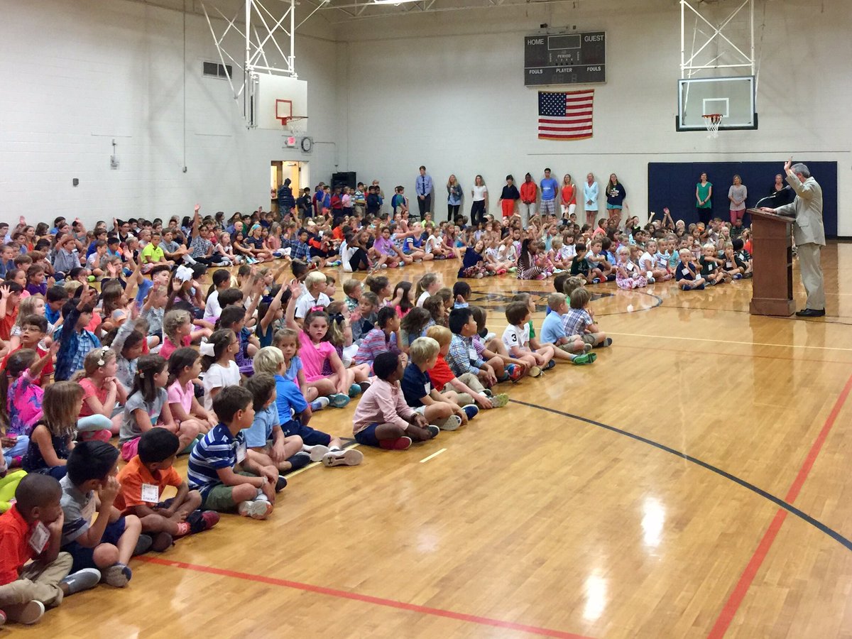 NorfolkAcademy's tweet photo. First Lower School Chapel of the year: Be your BEST self and CARE for each other
#Listening https://t.co/OXYxl4qMmA