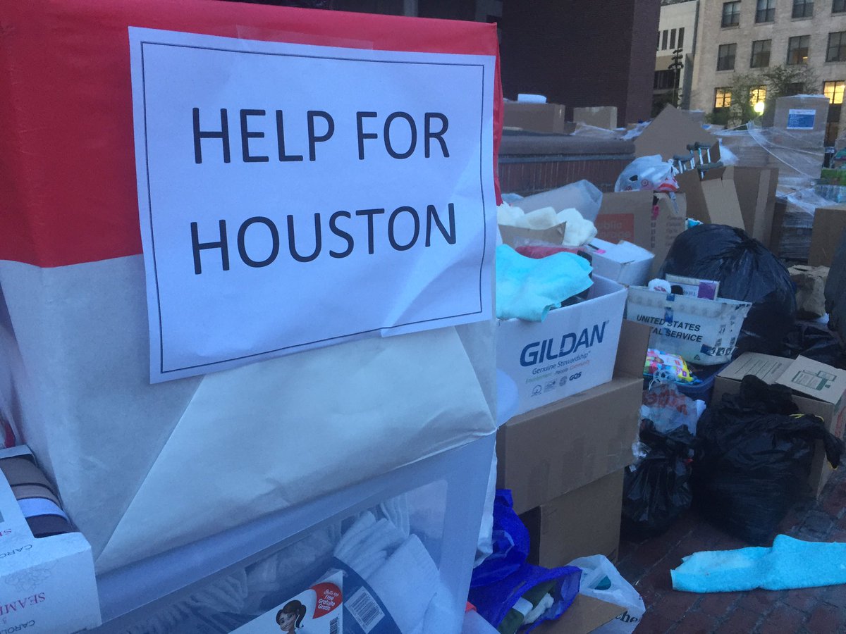 ksullivannews's tweet image. To Houston with love, Boston. #HelpForHouston @boston25