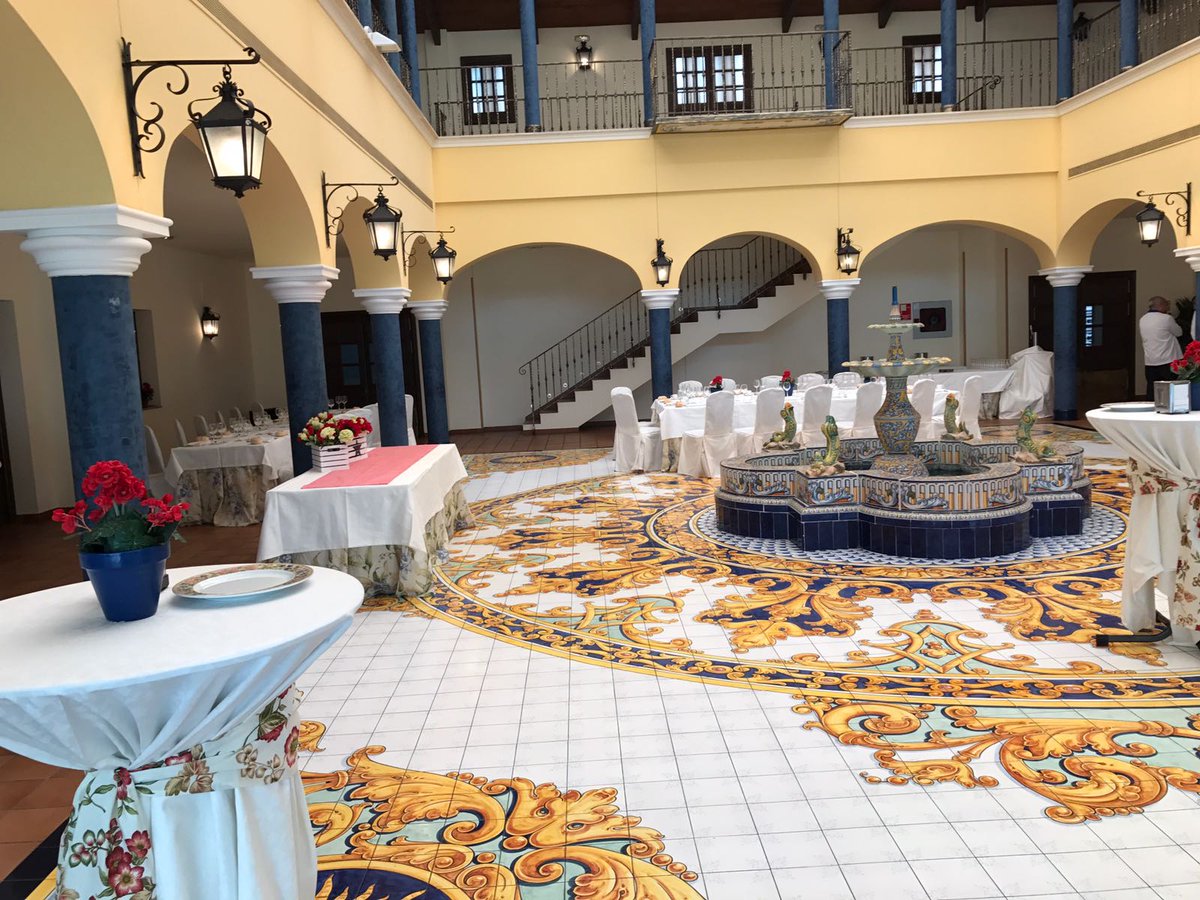 PradodelArca's tweet photo. También tenemos nuestro fantástico patio talaverano preparado para acoger tu celebración, ¡es uno de nuestros rincones más originales! https://t.co/58bTLotAp5