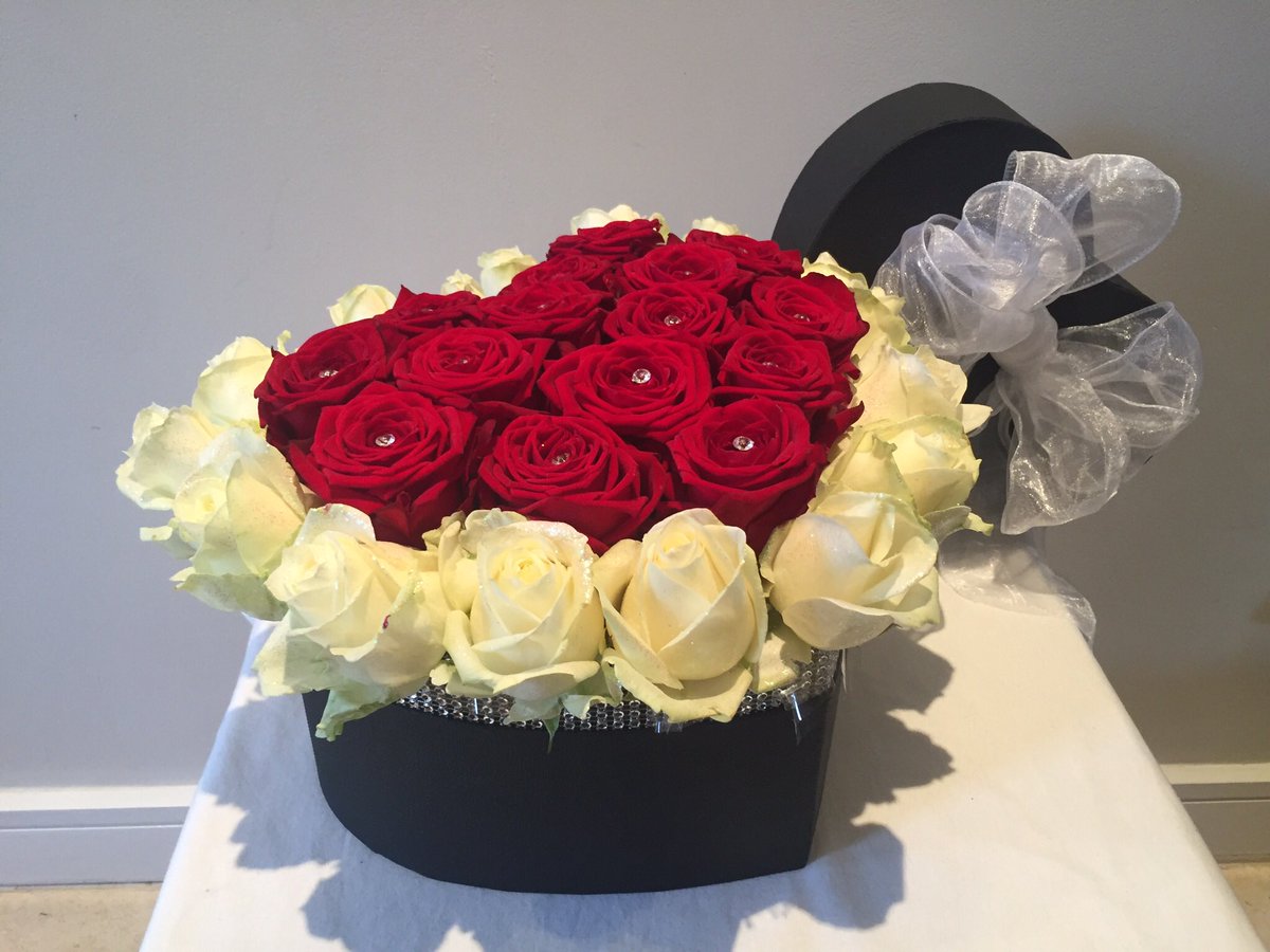 HardingFlowers's tweet image. #hardingsflowers #cheshunt #hertfordshire #florist 💐