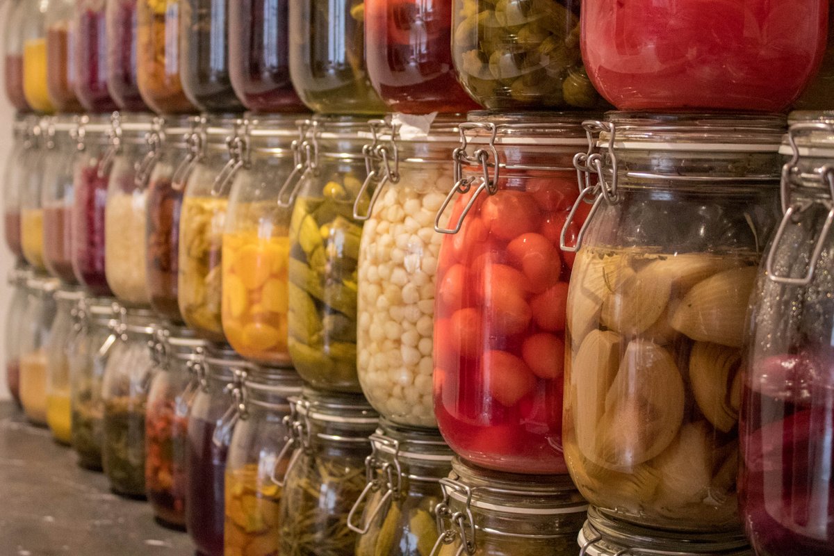 MSandovalCOQUE's tweet photo. Esto empieza a coger color... #AlimentosVivos #CoqueLab #CoqueMadrid https://t.co/Dvr7ByaJte