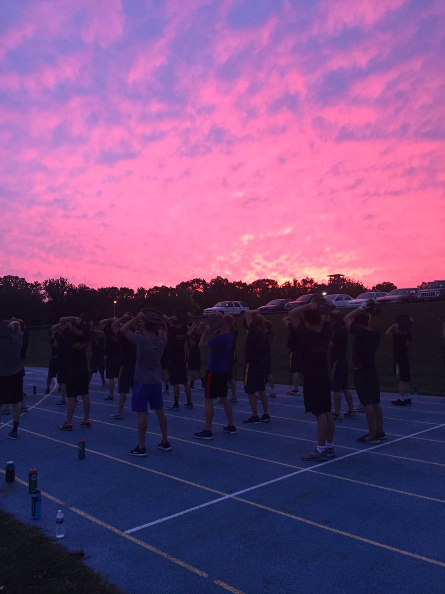 Rise &amp; Grind. Last day of preseason. #calmbeforethestorm #bestvirginia #process