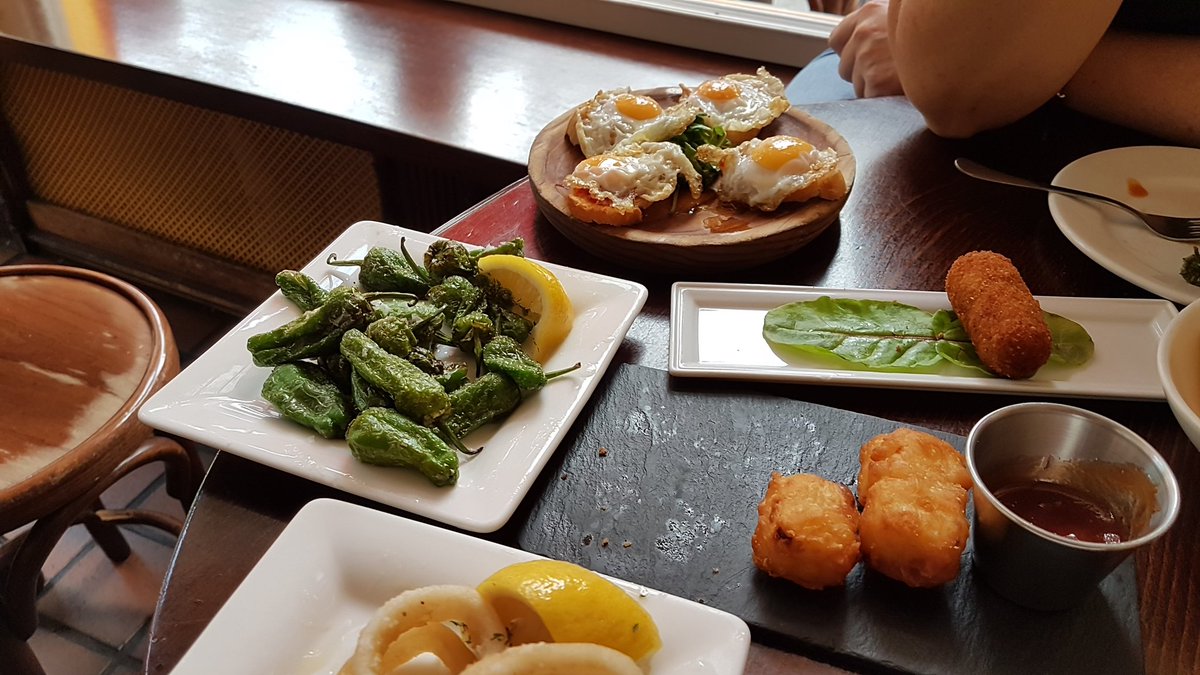 Chris57575's tweet photo. Best tapas around-as per. @TapasSanJuan @bukka2011 #Chorlton #barsanjuan 😁 https://t.co/aaWMefGvem