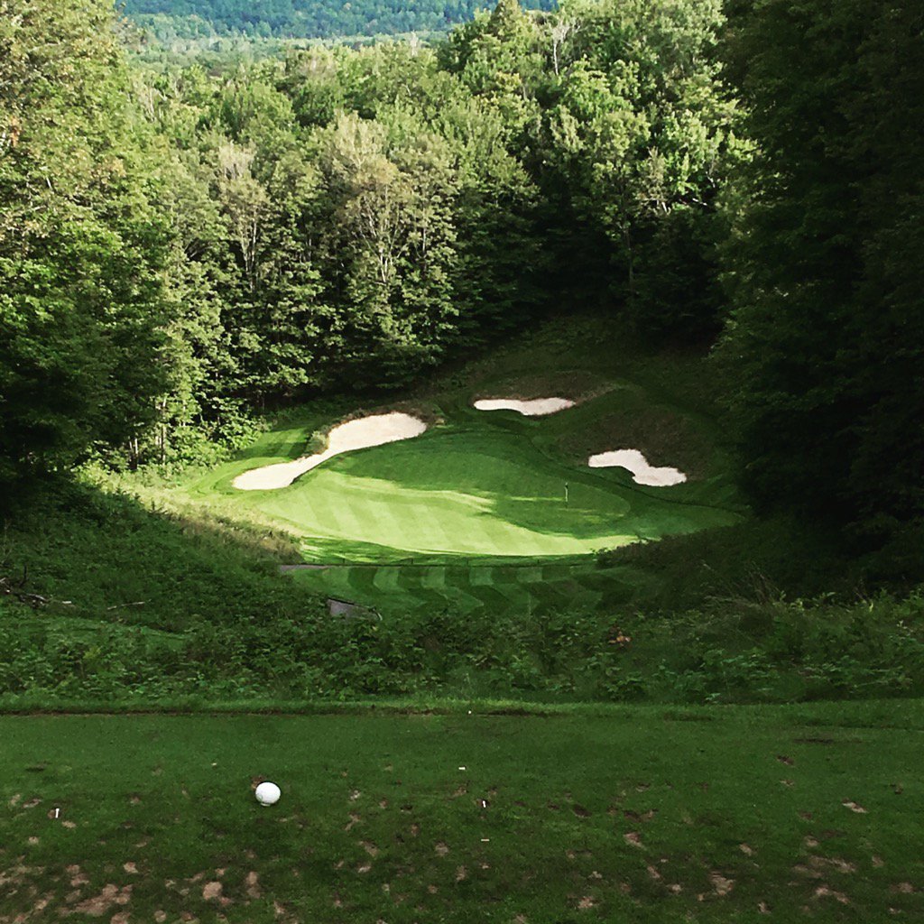 jconnell09's tweet photo. Michigan Golf #threetops https://t.co/3PvA5jI73g