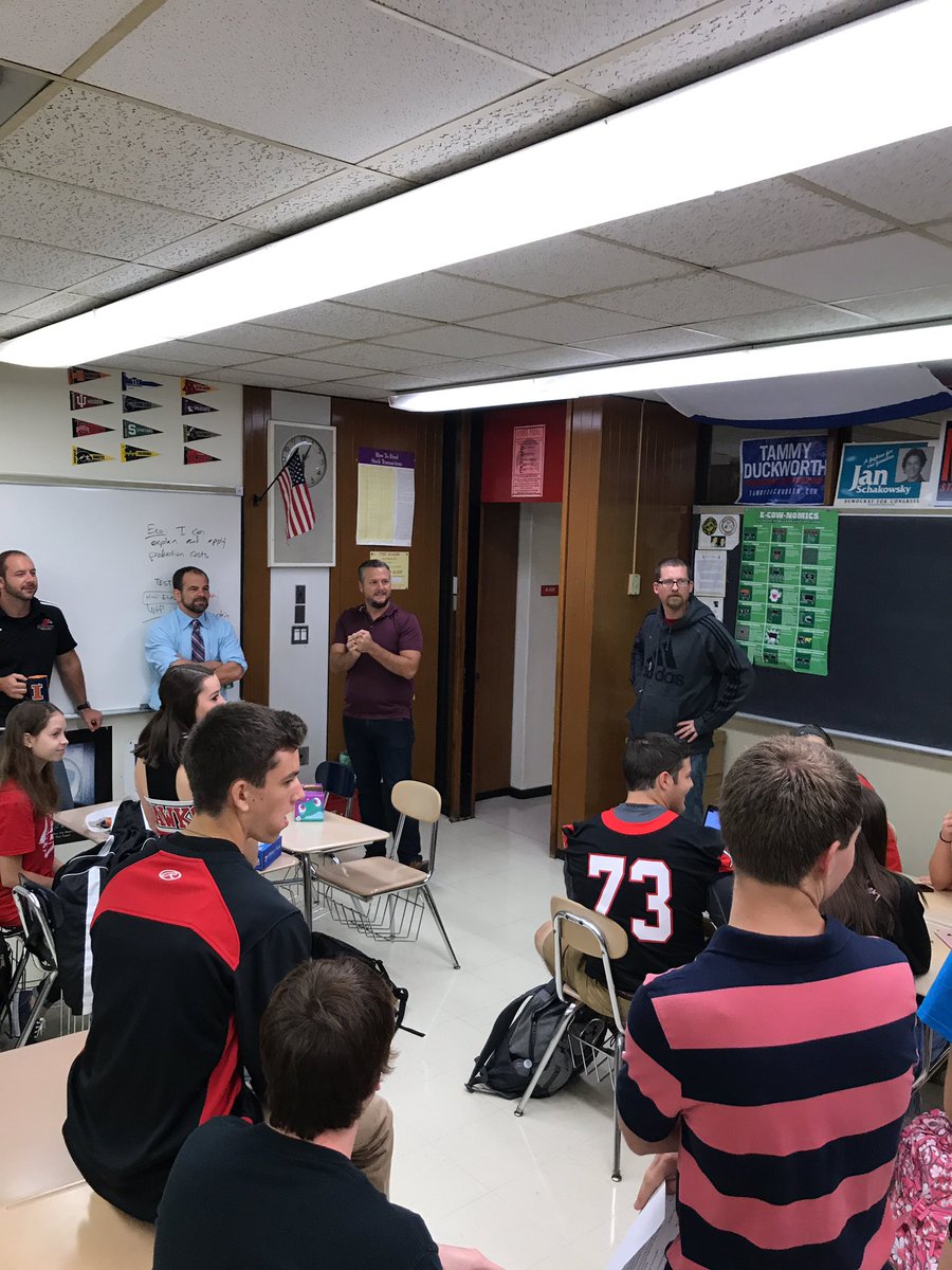 Constitution team, Cheer, and FB getting ready for the broadcast <a href="/wciu/">WCIU, The U</a>  #207learn