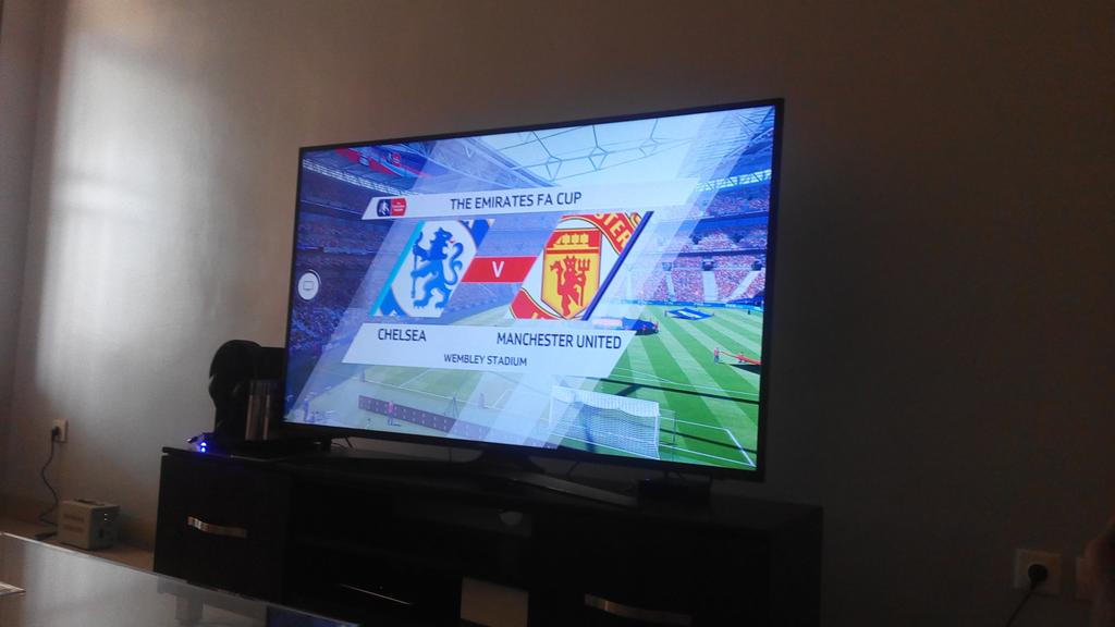 Leengarambe's tweet photo. Weekend of FIFA 17 https://t.co/DoNA1qQqgL