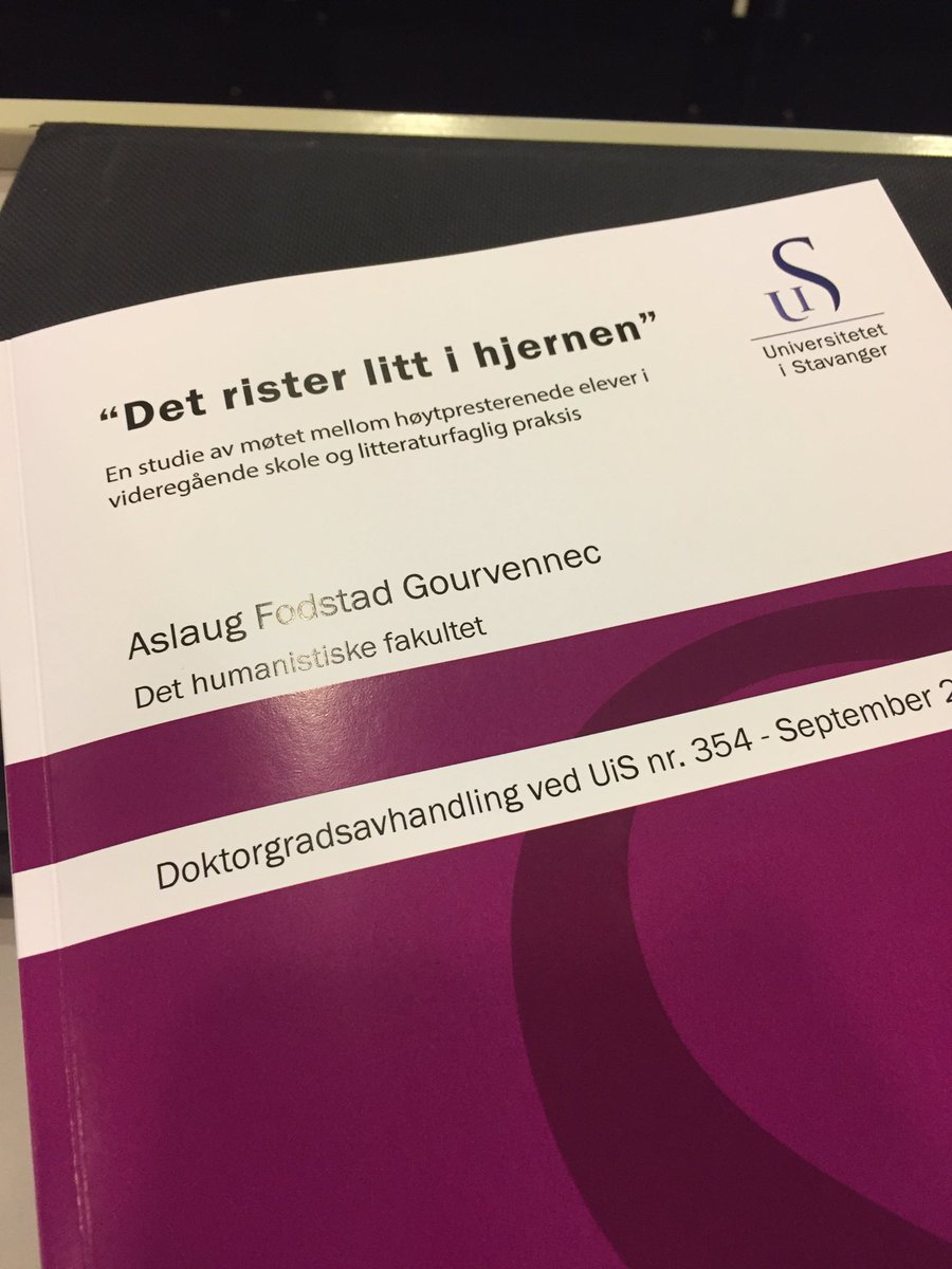 larsafo's tweet photo. Familietreff og faglig input i skjønn forening: disputas om litteraturfaglig praksis ved @UniStavanger #norskfaget https://t.co/1fCZkodbHW