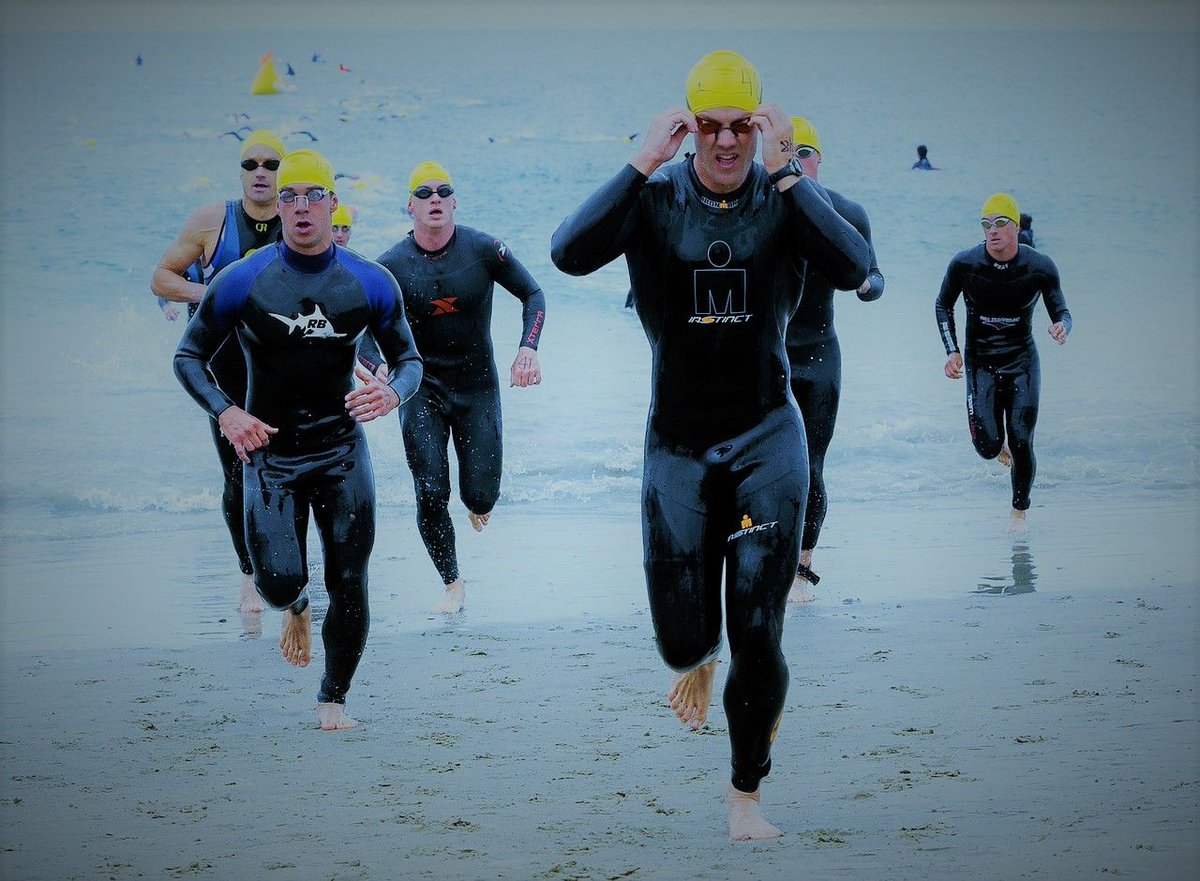 LinkedFitness_'s tweet photo. @3athloscoaching shares tips &amp; a step by step guide to the perfect #triathlon transition 🏊🚴‍♀️🏃 https://t.co/U2JqZMPLNd #triathlontraining https://t.co/XjFaHghvoj