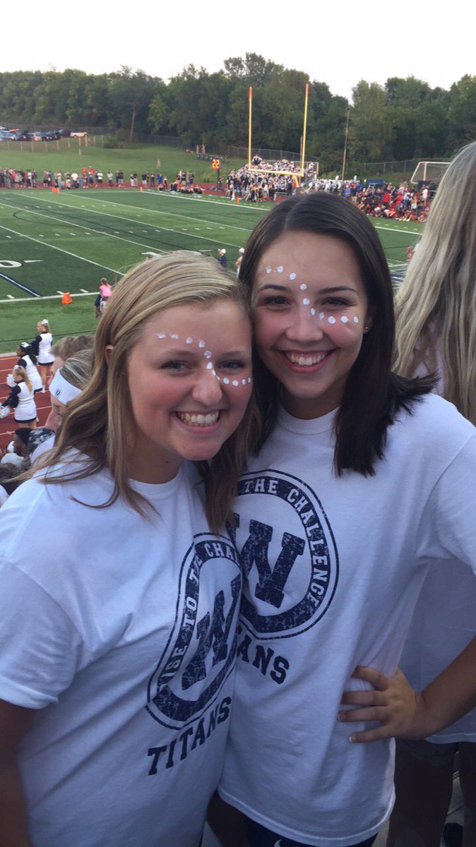 sgmitchell43's tweet photo. happy birthday to my bestie!! can't wait to party at the lake this weekend! hope you have the best day❤️ https://t.co/BCZIbgLLi0