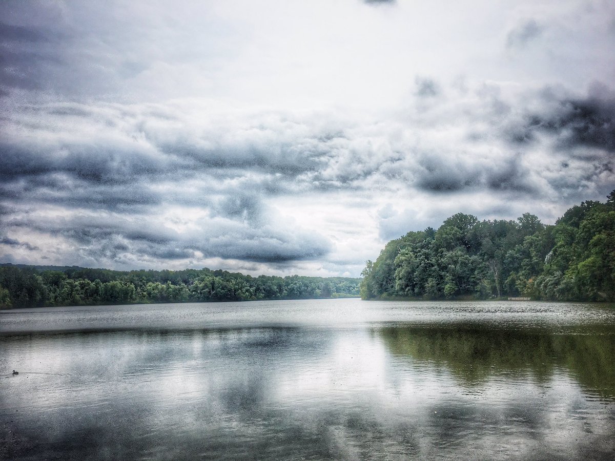 xKranium's tweet photo. Been seeking sights like this over gaming lately. Running, hiking, biking, kayaking, anything to get me out in nature. Feels free 🌤 https://t.co/WurHnImGMR